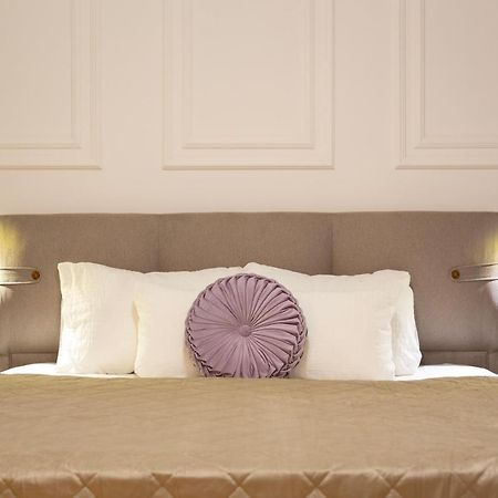 Glamorous Modern Apartment In The Hearth Of Budapešť Exteriér fotografie
