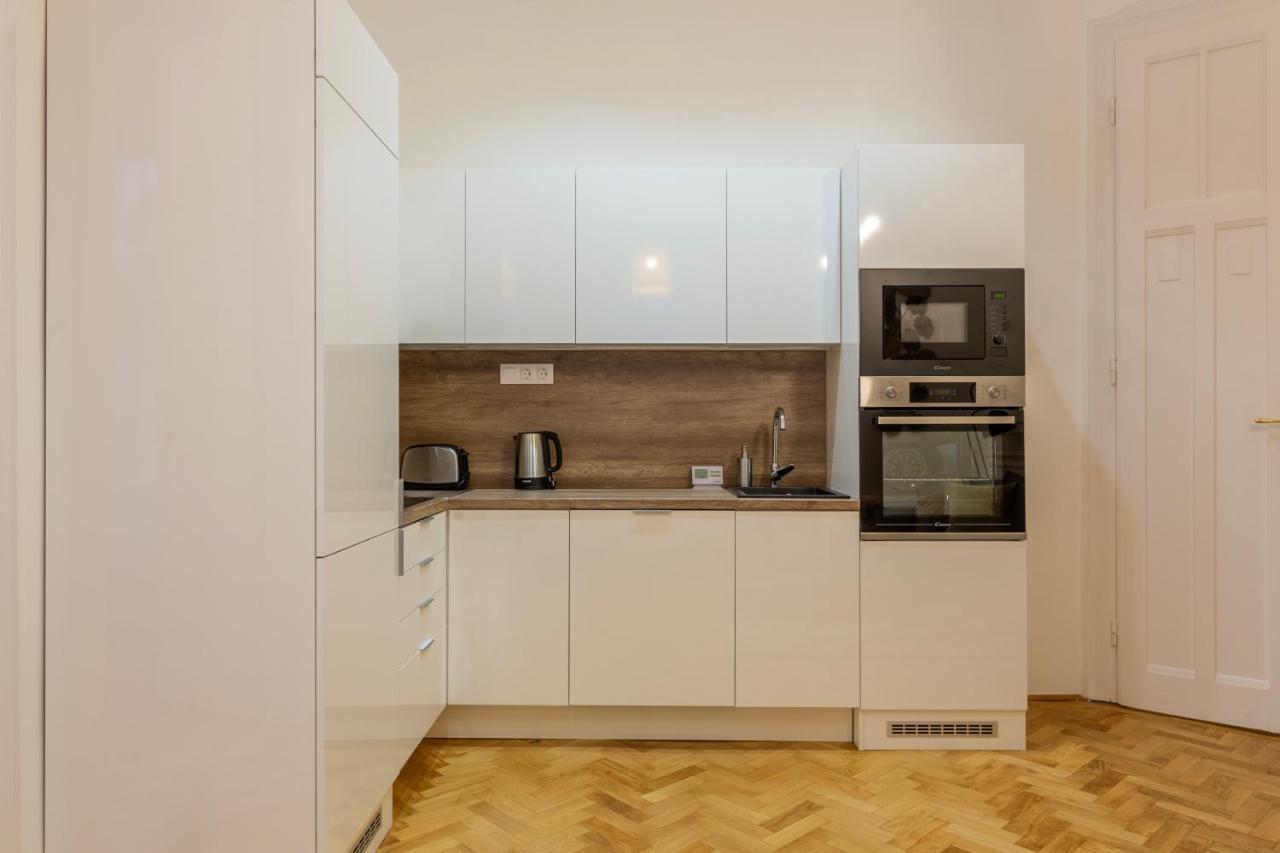 Glamorous Modern Apartment In The Hearth Of Budapešť Exteriér fotografie