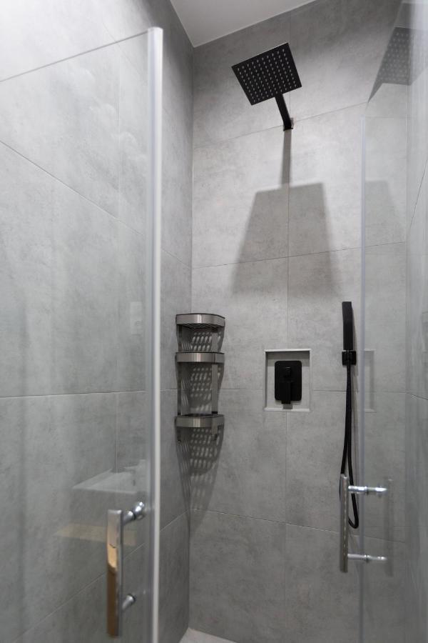 Glamorous Modern Apartment In The Hearth Of Budapešť Exteriér fotografie
